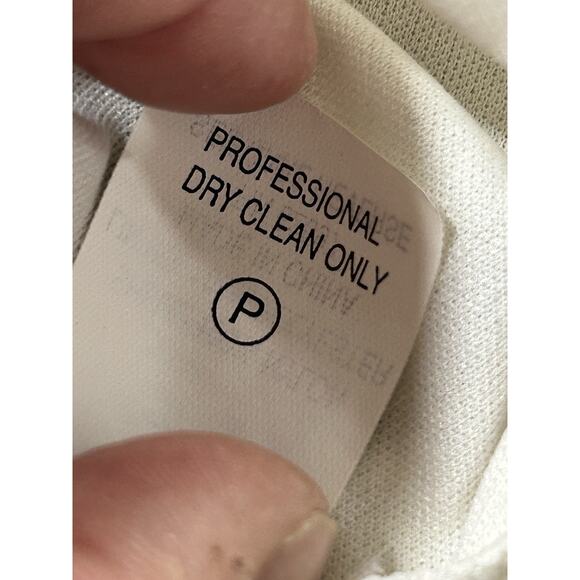 VIVIENNE TAM FLORAL DRESS SIZE M - Very Faint Stain On Belt ￼ - Picture 9 of 10